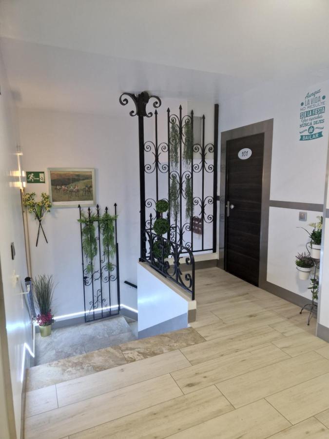 Hostal Boutique Luna De Gavin Cullera Buitenkant foto