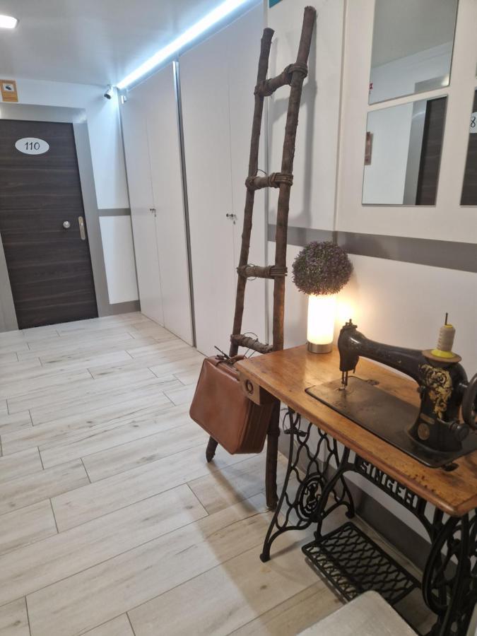 Hostal Boutique Luna De Gavin Cullera Buitenkant foto