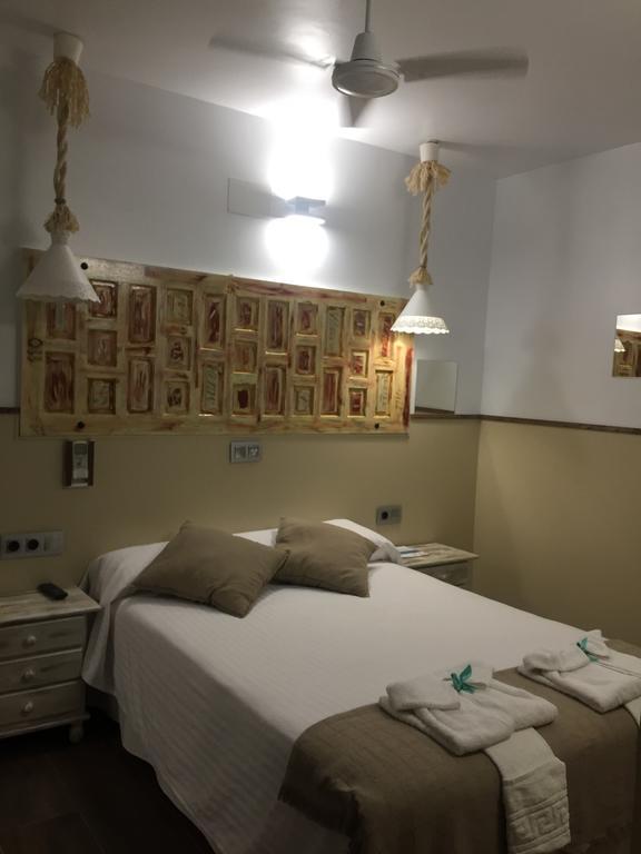 Hostal Boutique Luna De Gavin Cullera Buitenkant foto