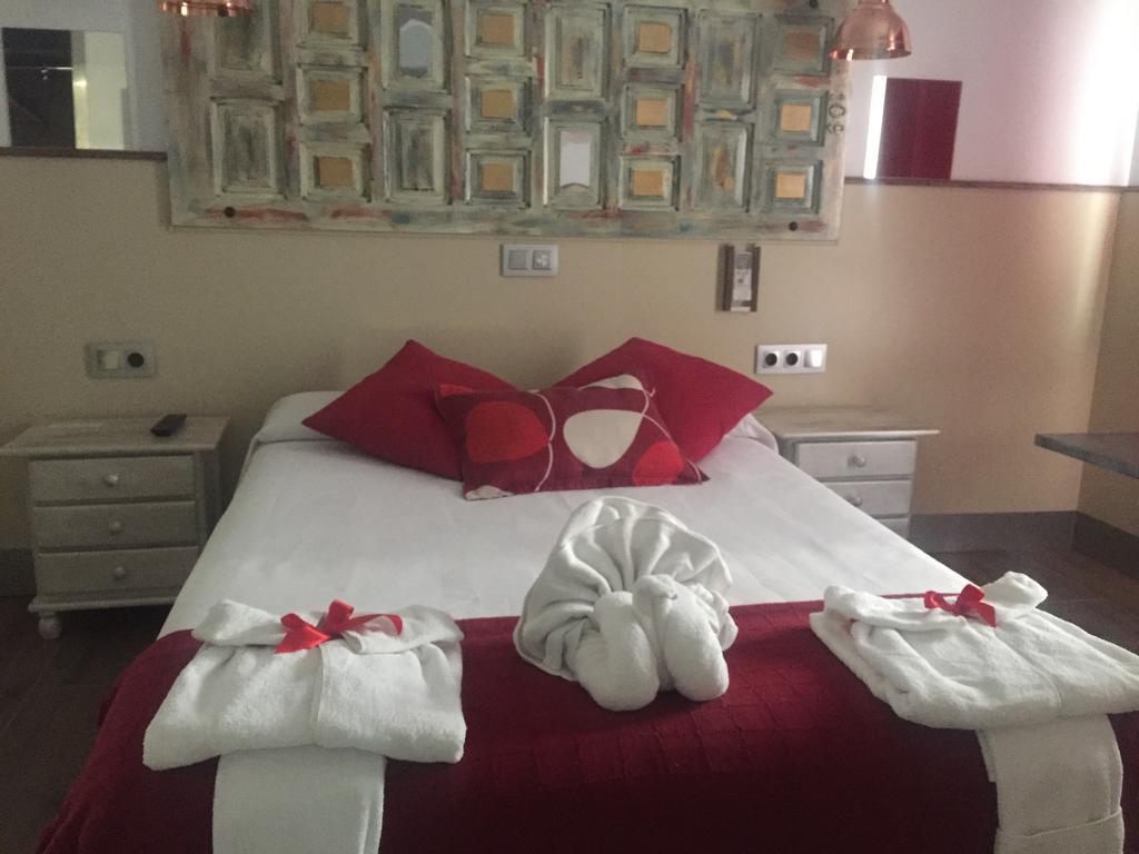 Hostal Boutique Luna De Gavin Cullera Buitenkant foto