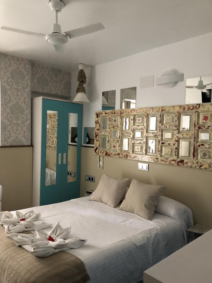 Hostal Boutique Luna De Gavin Cullera Buitenkant foto