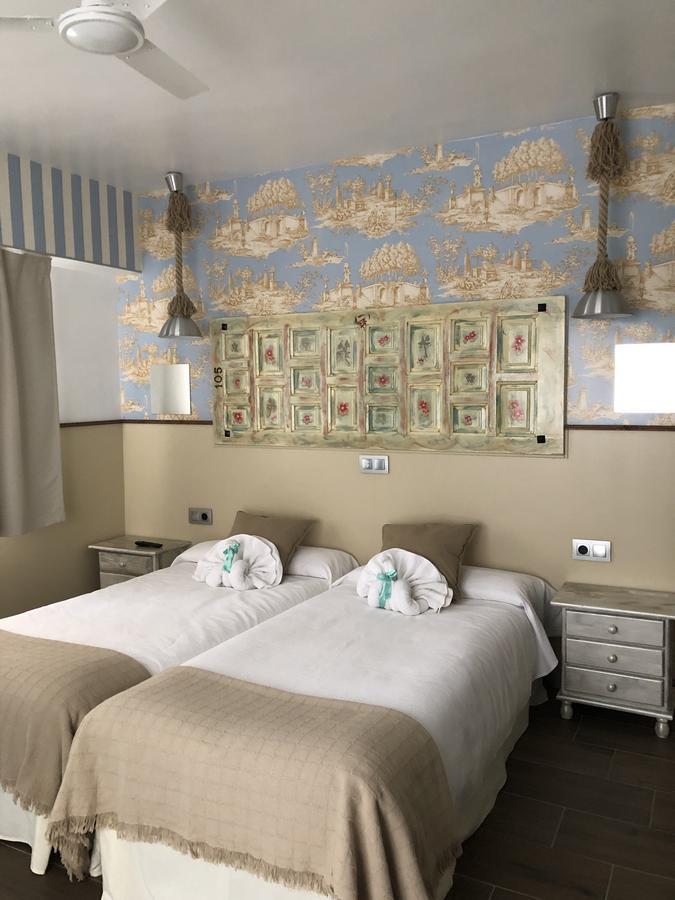 Hostal Boutique Luna De Gavin Cullera Buitenkant foto