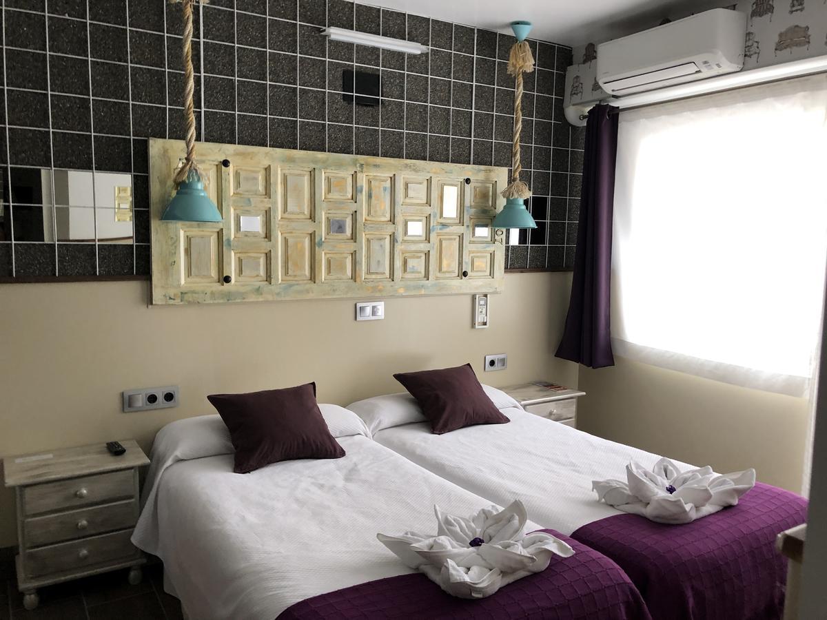 Hostal Boutique Luna De Gavin Cullera Buitenkant foto